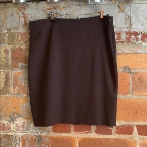 MM LaFleur Noho Skirt in Eggplant—Size 12